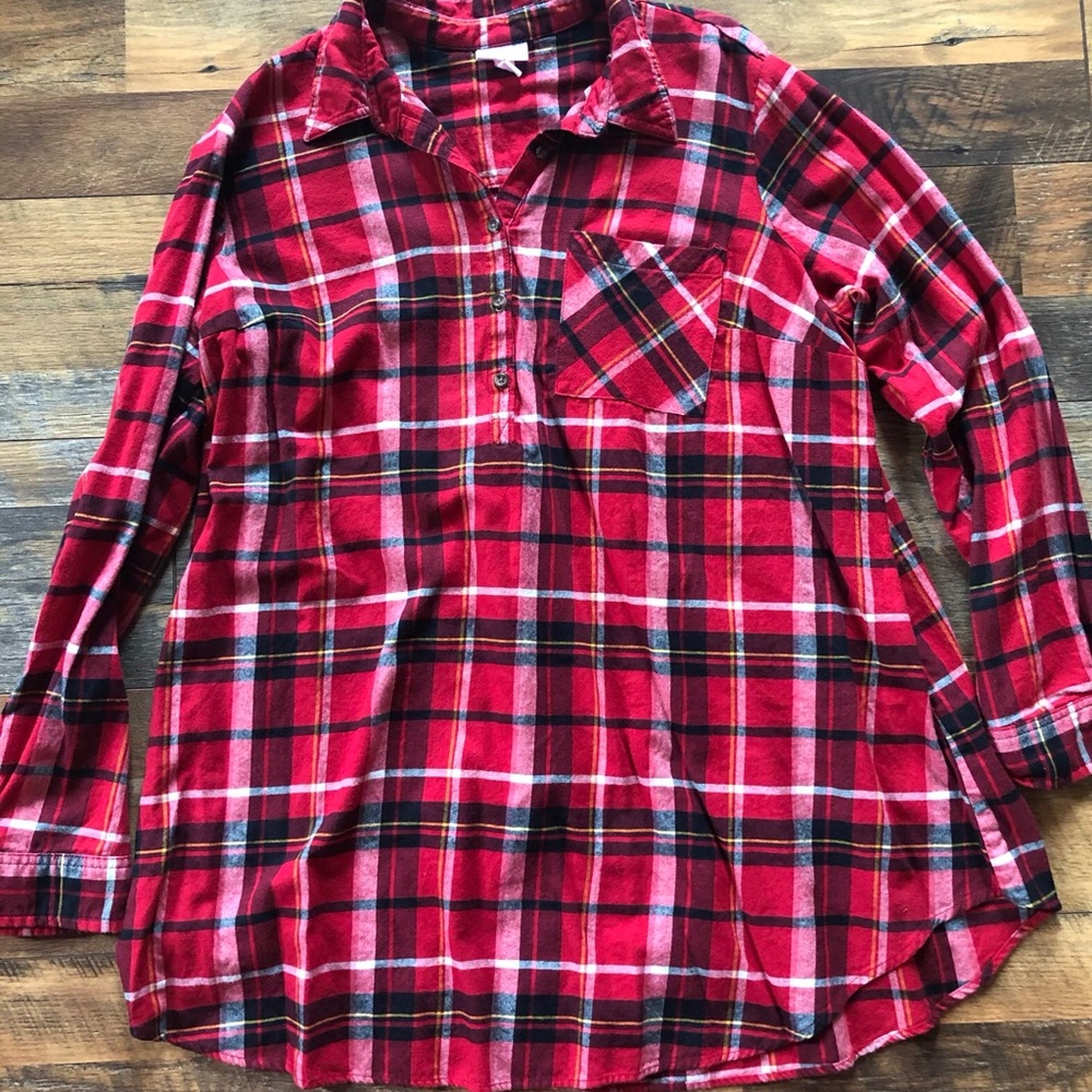 Plus size maternity top